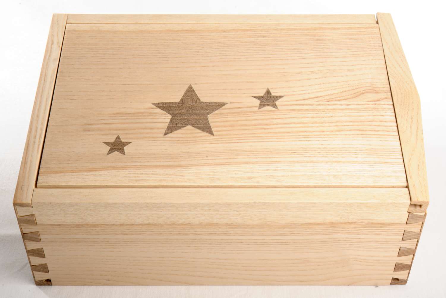 Holzkiste Sterne
